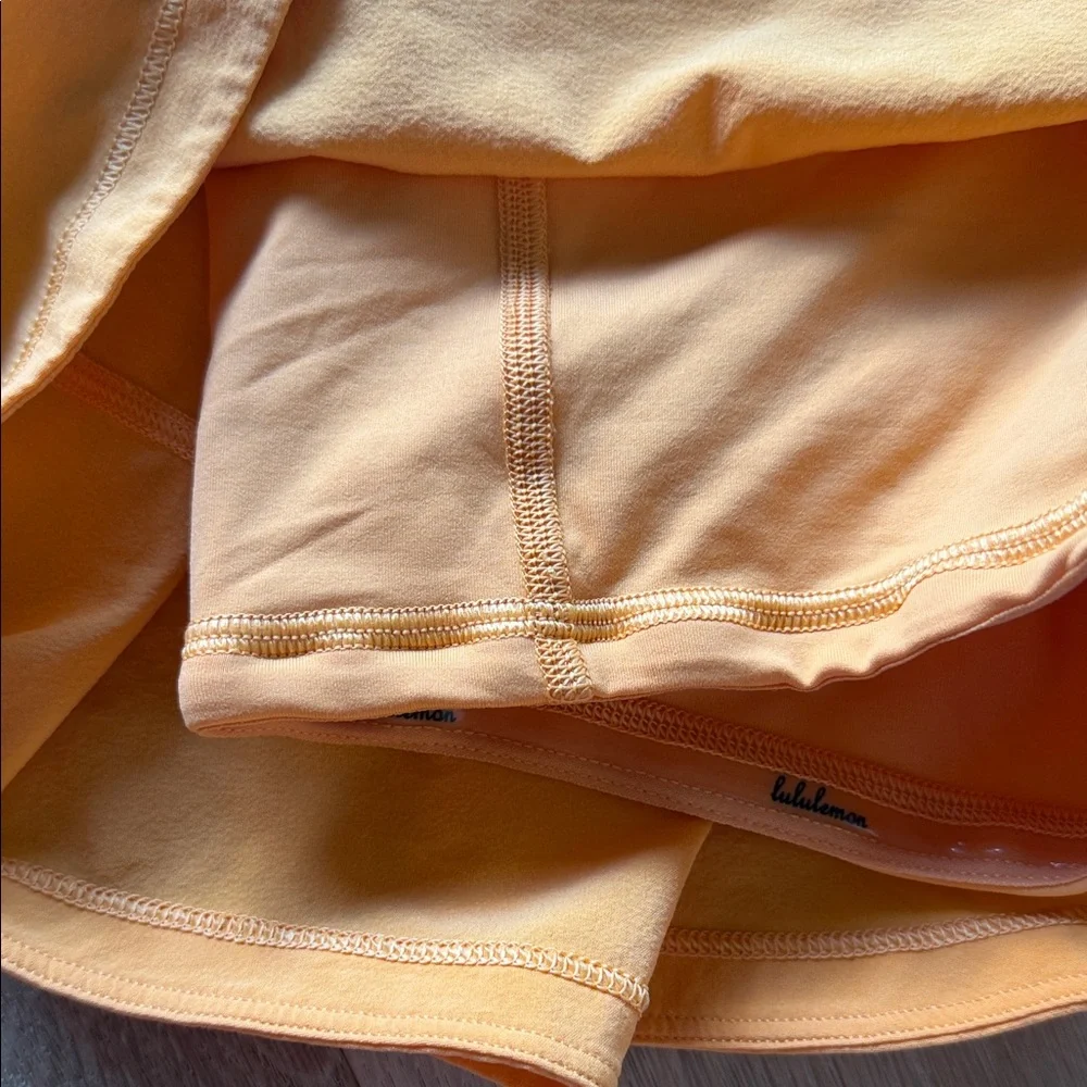 Lululemon Skir